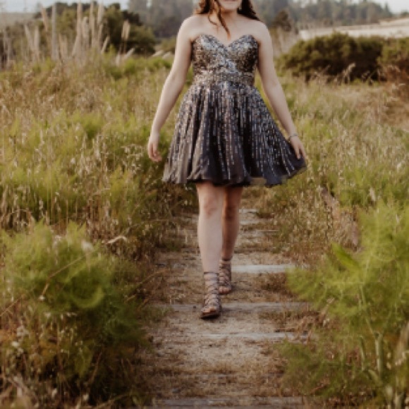 Sherri Hill Prom/Homecoming Short Dress Size 12 - Picture 2 of 2